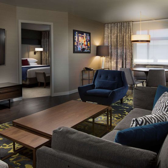 The Paramount Hotel image 1