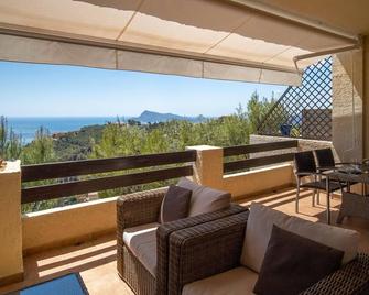 Luxury Home in Altea with Mountain Views - Altea la Vella - Balcón