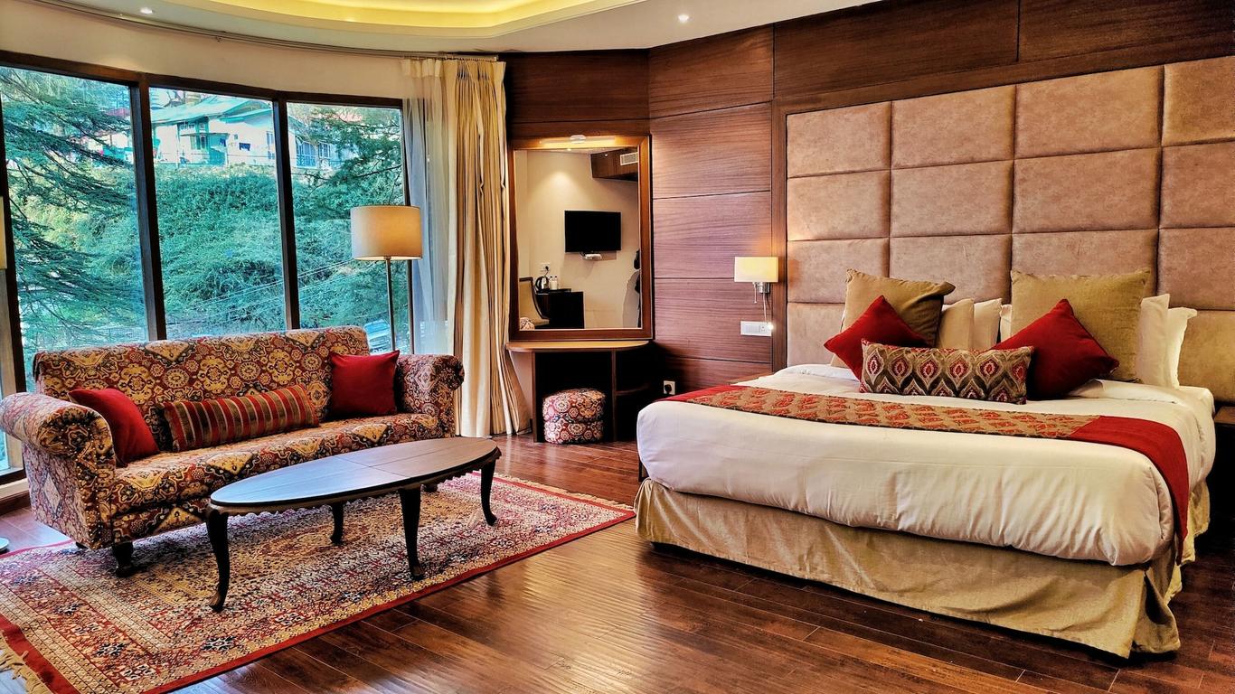 Royale Retreat Hotel And Spa Near Mall