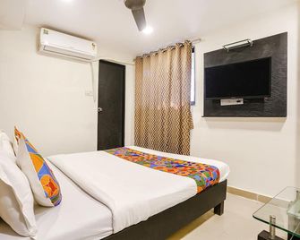 Hotel O By OYO Accore Inn - Mumbai - Schlafzimmer