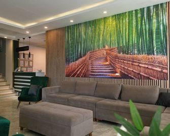 Akman City Hotel - Kusadasi - Sala de estar