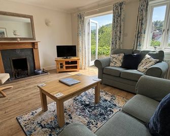 Primrose Cottage - South facing cottage in the heart of Dittisham - Dittisham - Sala de estar