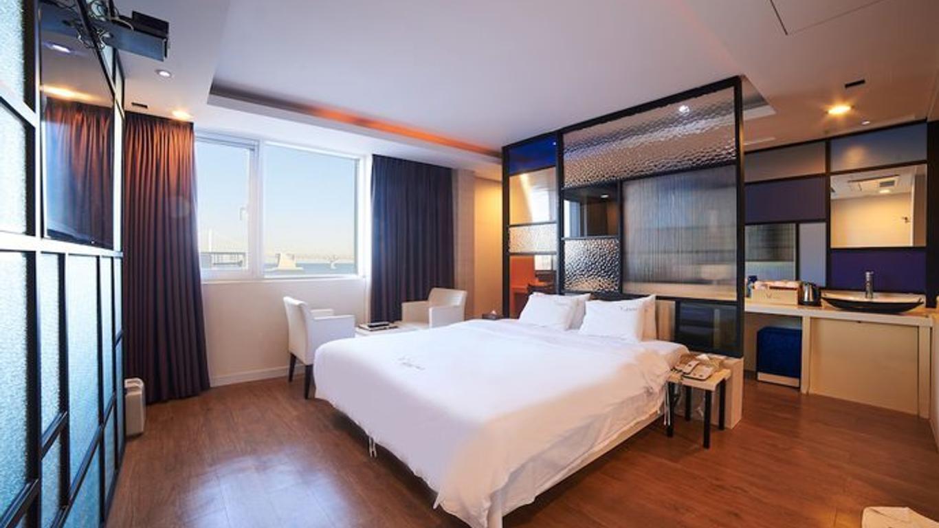 Premium V Hotel Gwangalli Beach Busan