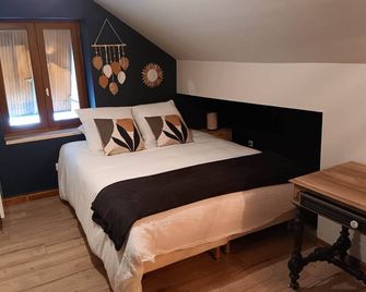 Gîte Résidence des Pères - Beaulieu-sur-Dordogne - Slaapkamer