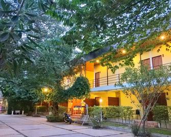 Wanarom Resort - Nakhon Ratchasima - Edificio