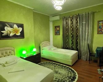 Bora Hotel - Gjirokastra