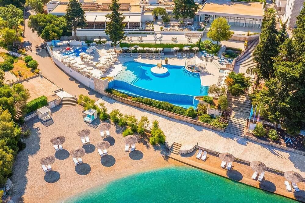 Aminess Vival Port9 Residence - קורצ'ולה - בריכה