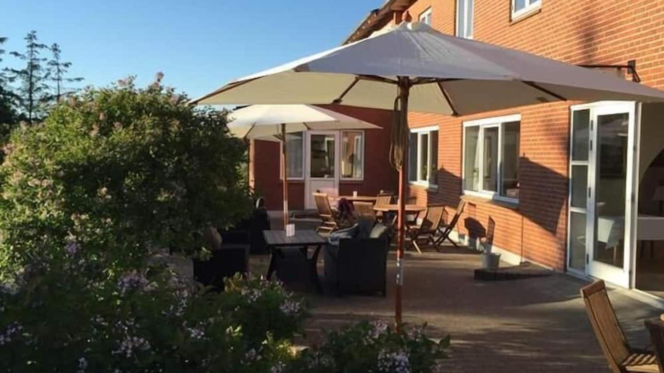 Hotel Strandlyst Badehotel