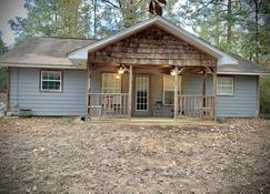 Cornerstone Cabin - Ruston - Building