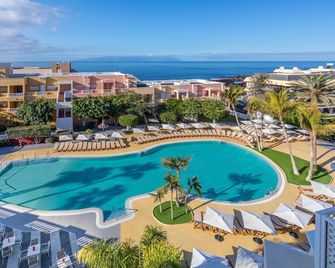 Servatur Isora Suites - Guía de Isora - Piscina