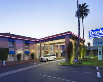 Travelodge by Wyndham Orange County Airport/ Costa Mesa - Costa Mesa - Rakennus