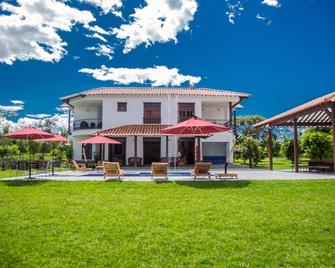La Herencia Hotel - La Tebaida - Gebouw