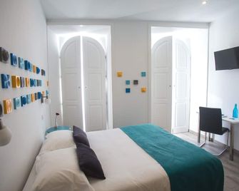 Thomar Story - Tomar - Habitación