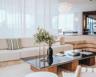 Maslina Resort - Stari Grad - Salon