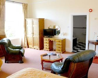 Belmont Hall - Newry - Living room