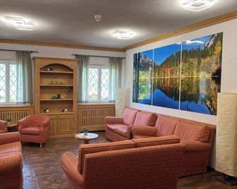 Parkhotel Bellevue - Dimaro - Lounge