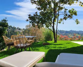 Ideal Bnb - Saint-Paul-de-Vence - Balkón