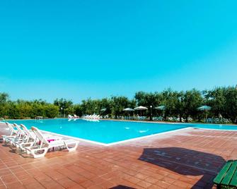 Bilocale in Villa con Piscina - Margherita di Savoia - Piscina