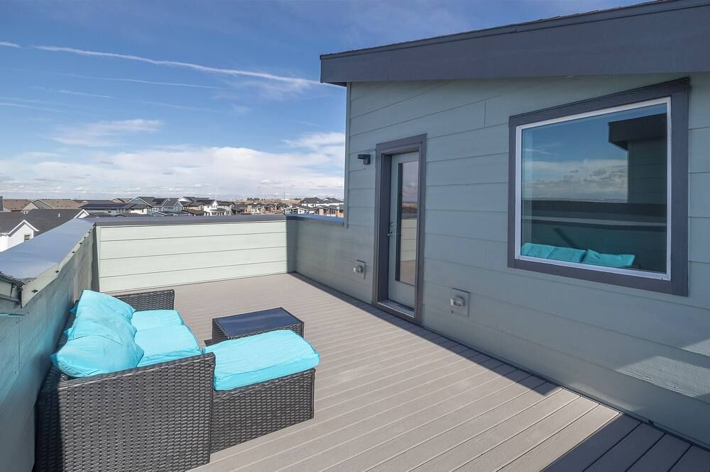 Modern Townhouse with Rooftop Oasis in Denver - דנבר - מרפסת