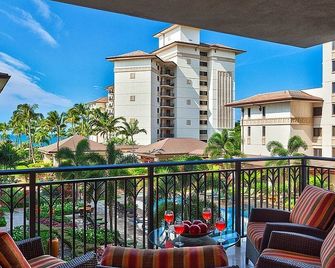 Summer Sale Rates- OT306- 3 BR- 3rd floor Poolside Villa - Kapolei - Balkong