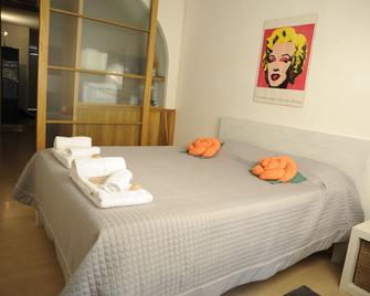 La Piazzetta B&B - Mini appartamento con ingresso indipendente - Isernia - Habitació