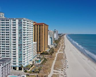 Carolinian Beach Resort - Myrtle Beach - Beach