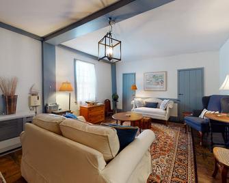 Sunrise on the Sheepscot - Wiscasset - Living room