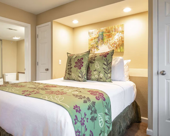 Carriage Place - Branson - Bedroom