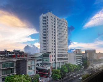 Zixin Hotel (Shaoyang High-speed Railway Station Central Hospital) - Shaoyang - Edificio