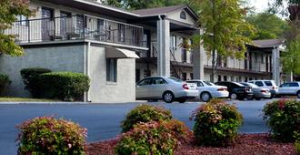 Affordable Corporate Suites of Overland Drive - Roanoke - Κτίριο