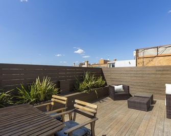 Bird House - Barcelona - Balcón