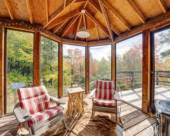 Serene Spacious Home In Creemore - Creemore - Sala de estar