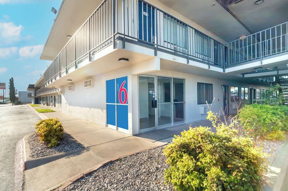 Motel 6 Del Rio, TX - Del Río - Edificio