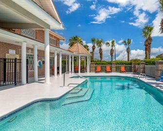 Best Western Plus Kingsland - Kingsland - Pool