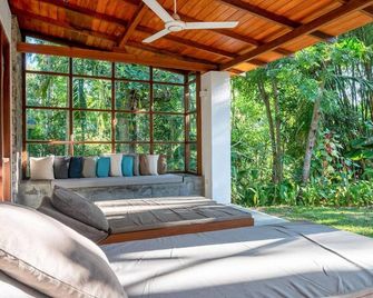 Villa Vista, Mirissa by The Serendipity Collection - Mirissa - Patio