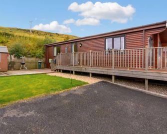 Chalet Lodge 9 by Interhome - Kinross - Gebäude