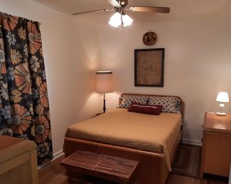 The Oasis & Hot Tub in Red Lodge, Montana - Red Lodge - Slaapkamer