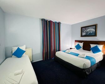 Hotel Bellevue Montmartre - Paris - Phòng ngủ