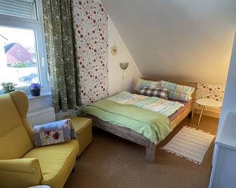 Cozy vacation apartment - Rinteln - Schlafzimmer
