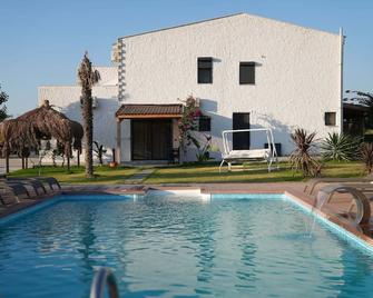 Ali Baba Ciftligi Butik Otel - Cesme - Uima-allas