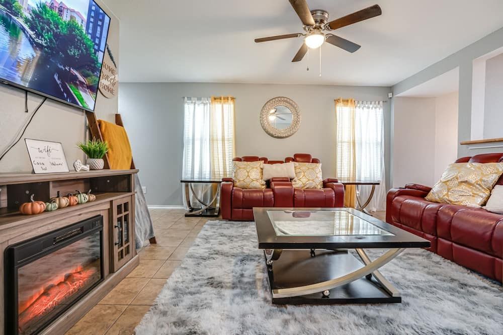 Comfortable near Lackland & Downtown/Easy access I35 - San Antonio - Living room
