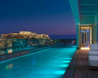 Nyx Esperia Palace Hotel Athens - Atenas - Piscina