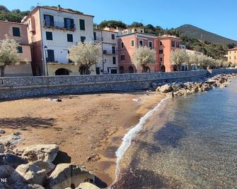 Casa della spiaggetta - Rio Marina - Spiaggia