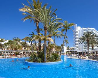 Hotel Riu Papayas - San Bartolomé de Tirajana - Piscina