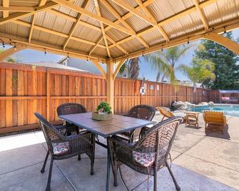 Casa Villa Nueva - Comfortable, Spacious & Refreshing - Elk Grove - Patio