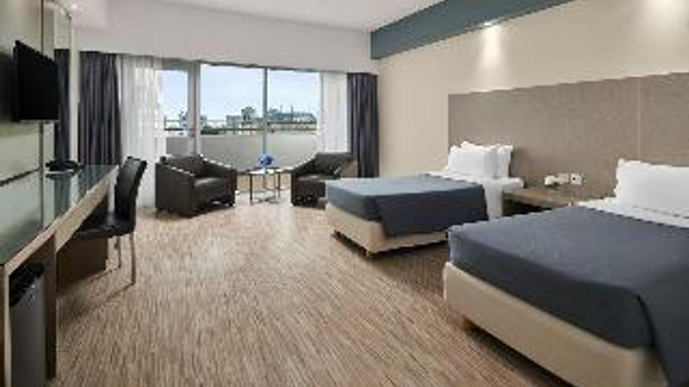 Relc International Hotel