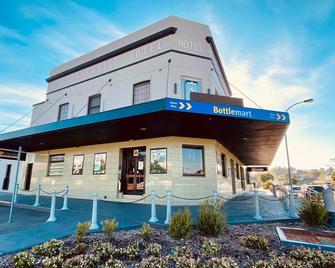 Windsor Castle Hotel - East Maitland - Building