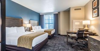 Comfort Inn and Suites Salt Lake City Airport - סולט לייק סיטי - חדר שינה