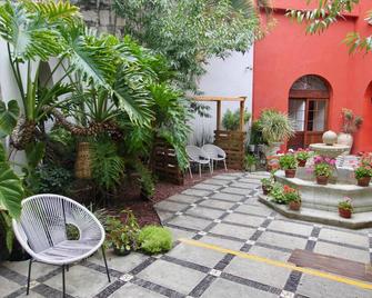 Hotel Trebol - Oaxaca - Patio