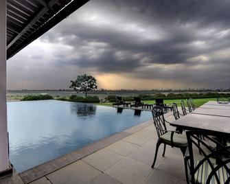 Amatra By The Ganges - Haridwar - Piscina